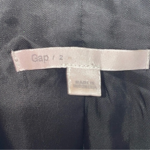 Gap Jacket 2 - Picture 3 of 4
